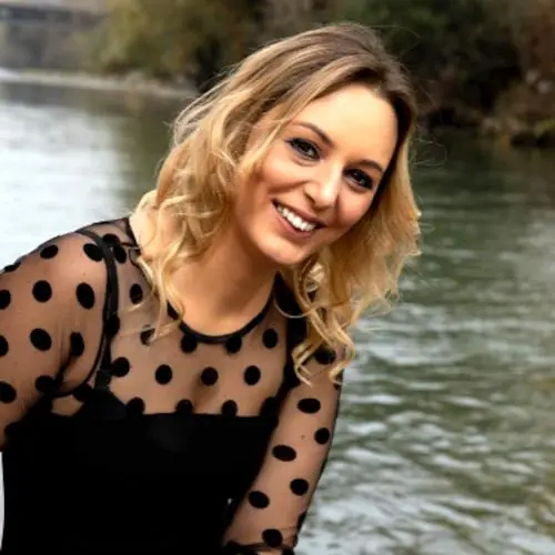 strahleeendeann image 0